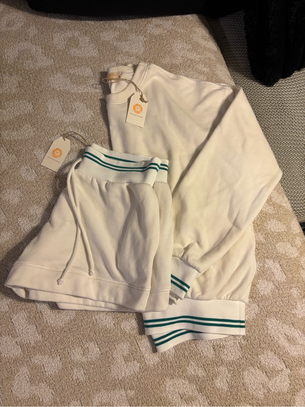 Women’s Cream with Green Stripe Trim Set